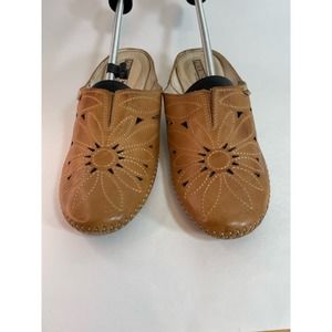 PIKOLINOS Tan Leather Wedges